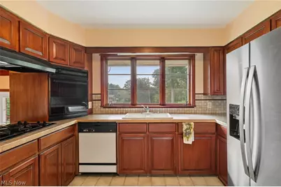 4290 Woodedge Boulevard, New Franklin, OH 44319 - Photo 19