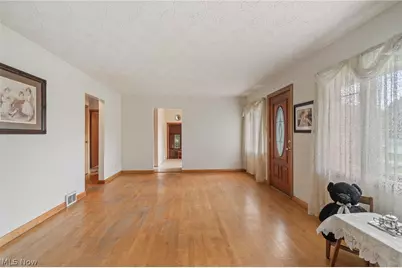 4290 Woodedge Boulevard, New Franklin, OH 44319 - Photo 17