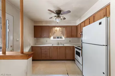 333 Patricia Avenue, Weirton, WV 26062 - Photo 9