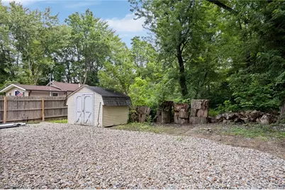 1499 Beachview Drive, Lake Milton, OH 44429 - Photo 7