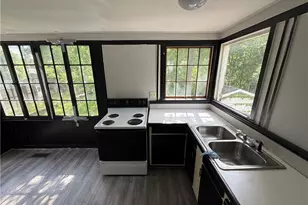 1605 Ford Ave, Youngstown, OH 44504 - Photo 9