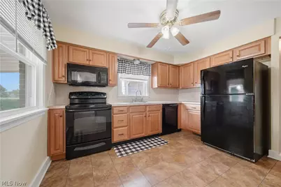 3002 15th Street NW, Canton, OH 44708 - Photo 7