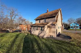 2426 Shirley Rd, Youngstown, OH 44502 - Photo 5