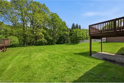 2426 Shirley Road, Youngstown, OH 44502 - Photo 25