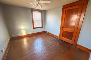 2426 Shirley Rd, Youngstown, OH 44502 - Photo 15