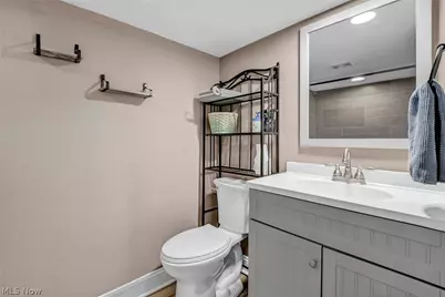 1761 Piercy Drive, Akron, OH 44312 - Photo 35