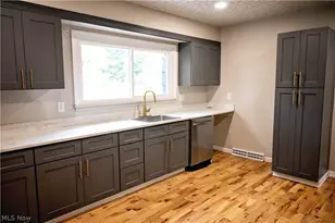 5947 Washington Blvd, Ashtabula, OH 44004 - Photo 7
