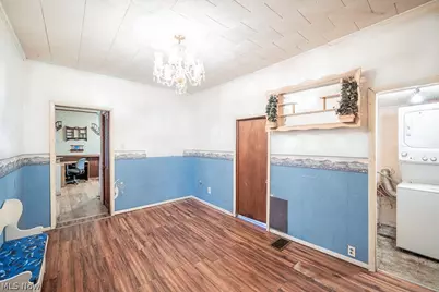 67480 Plum Street, Bridgeport, OH 43912 - Photo 5