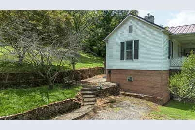 67480 Plum Street, Bridgeport, OH 43912 - Photo 15
