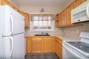 616 Buena Vista Blvd, Steubenville, OH 43952 - Photo 7