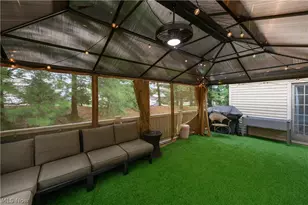 598 Saguaro Pl, Barberton, OH 44203 - Photo 5