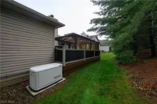 598 Saguaro Pl, Barberton, OH 44203 - Photo 3