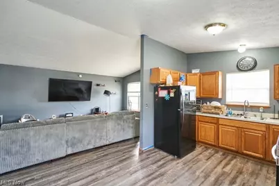 1843 Springfield Center Rd, Akron, OH 44312 - Photo 9