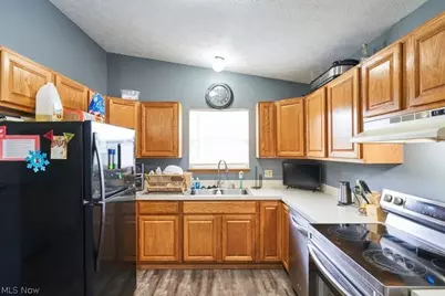 1843 Springfield Center Rd, Akron, OH 44312 - Photo 7