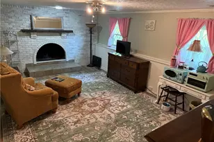 1977 Massillon Rd, Akron, OH 44312 - Photo 7