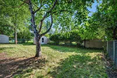 509 Silver Meadows Boulevard, Kent, OH 44240 - Photo 37