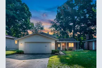 509 Silver Meadows Boulevard, Kent, OH 44240 - Photo 1