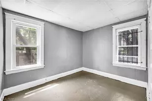 9301 Pierpont Ave, Loveland, OH 44108 - Photo 11