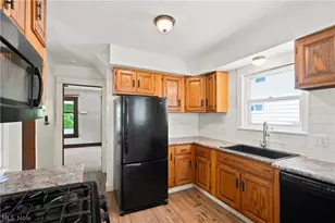 1309 Bellows St, Akron, OH 44301 - Photo 11