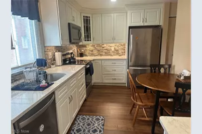 16100 Van Aken Boulevard #306, Huber Heights, OH 44120 - Photo 5