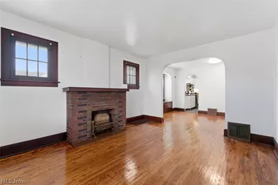 829 Indian Trail, Akron, OH 44314 - Photo 15