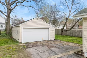 829 Indian Trail, Akron, OH 44314 - Photo 7