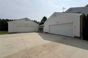 11545 Hosford Rd, Chardon, OH 44024 - Photo 5