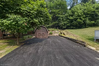 593 Salva Avenue, Shadyside, OH 43947 - Photo 27