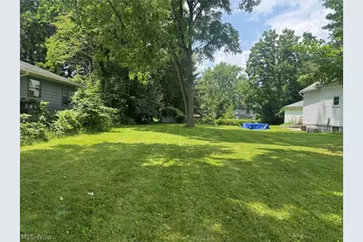 1536 Grand Park Avenue, Akron, OH 44310 - Photo 1