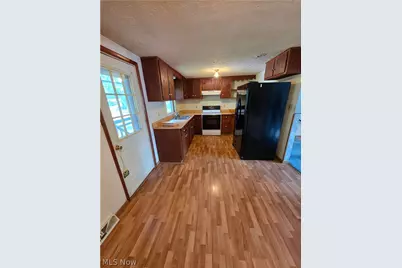 301 Shenandoah Drive, Byesville, OH 43723 - Photo 9