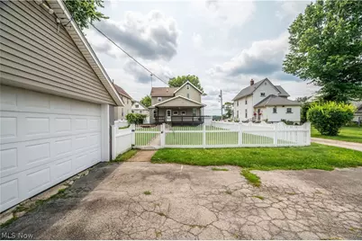 266 W Martin Street, East Palestine, OH 44413 - Photo 33