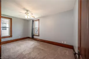 266 W Martin St, East Palestine, OH 44413 - Photo 17