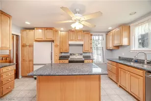 266 W Martin St, East Palestine, OH 44413 - Photo 7