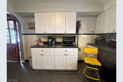 1102 17th Street NE, Canton, OH 44705 - Photo 5