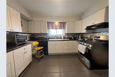 1102 17th Street NE, Canton, OH 44705 - Photo 3