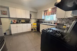 1102 17th St NE, Canton, OH 44705 - Photo 7
