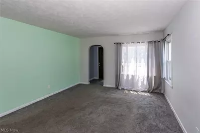 33 Pierce Avenue, Cuyahoga Falls, OH 44221 - Photo 9
