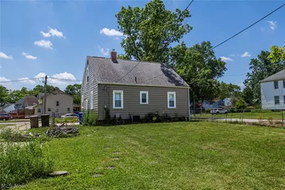 33 Pierce Avenue, Cuyahoga Falls, OH 44221 - Photo 33