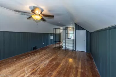 33 Pierce Avenue, Cuyahoga Falls, OH 44221 - Photo 23
