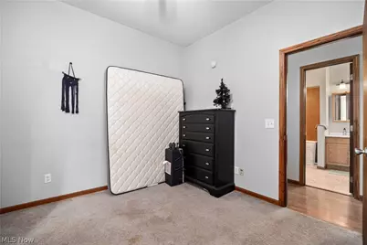 823 Willow Hollow Court, Amherst, OH 44001 - Photo 25