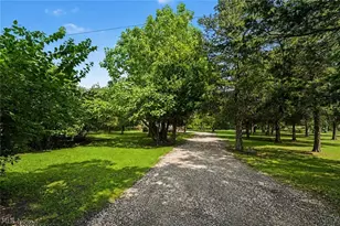 522 Monaghan Rd, Kelleys Island, OH 43438 - Photo 19