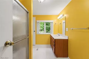 522 Monaghan Rd, Kelleys Island, OH 43438 - Photo 13