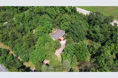 522 Monaghan Road, Kelleys Island, OH 43438 - Photo 3