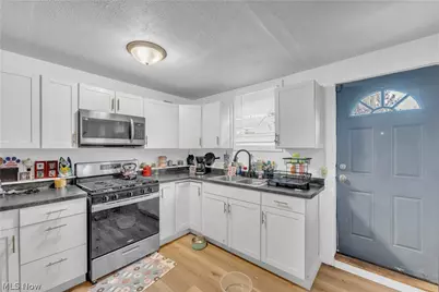 1950 E 30th Street, Lorain, OH 44055 - Photo 5