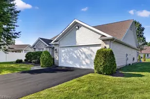 7846 Walnut St, Boardman, OH 44512 - Photo 3