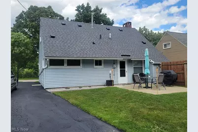 2250 Wichert Drive, Cuyahoga Falls, OH 44221 - Photo 5