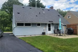 2250 Wichert Dr, Cuyahoga Falls, OH 44221 - Photo 5