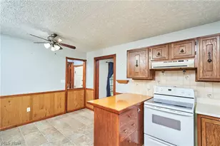 4055 Baird Rd, Stow, OH 44224 - Photo 9