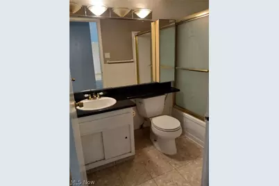 12900 Lake Avenue #118, Oakwood, OH 44107 - Photo 5