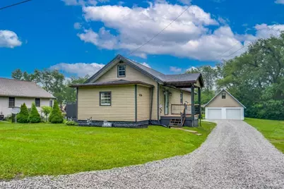 3236 Young Avenue NW, Massillon, OH 44647 - Photo 1